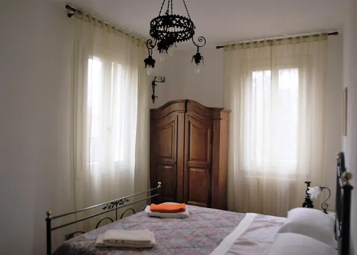 Bed & Breakfast Brizzi 4*